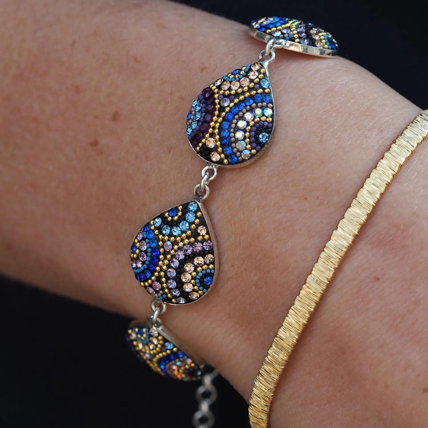 Allegra Indigo Radiance Teardrop Bracelet