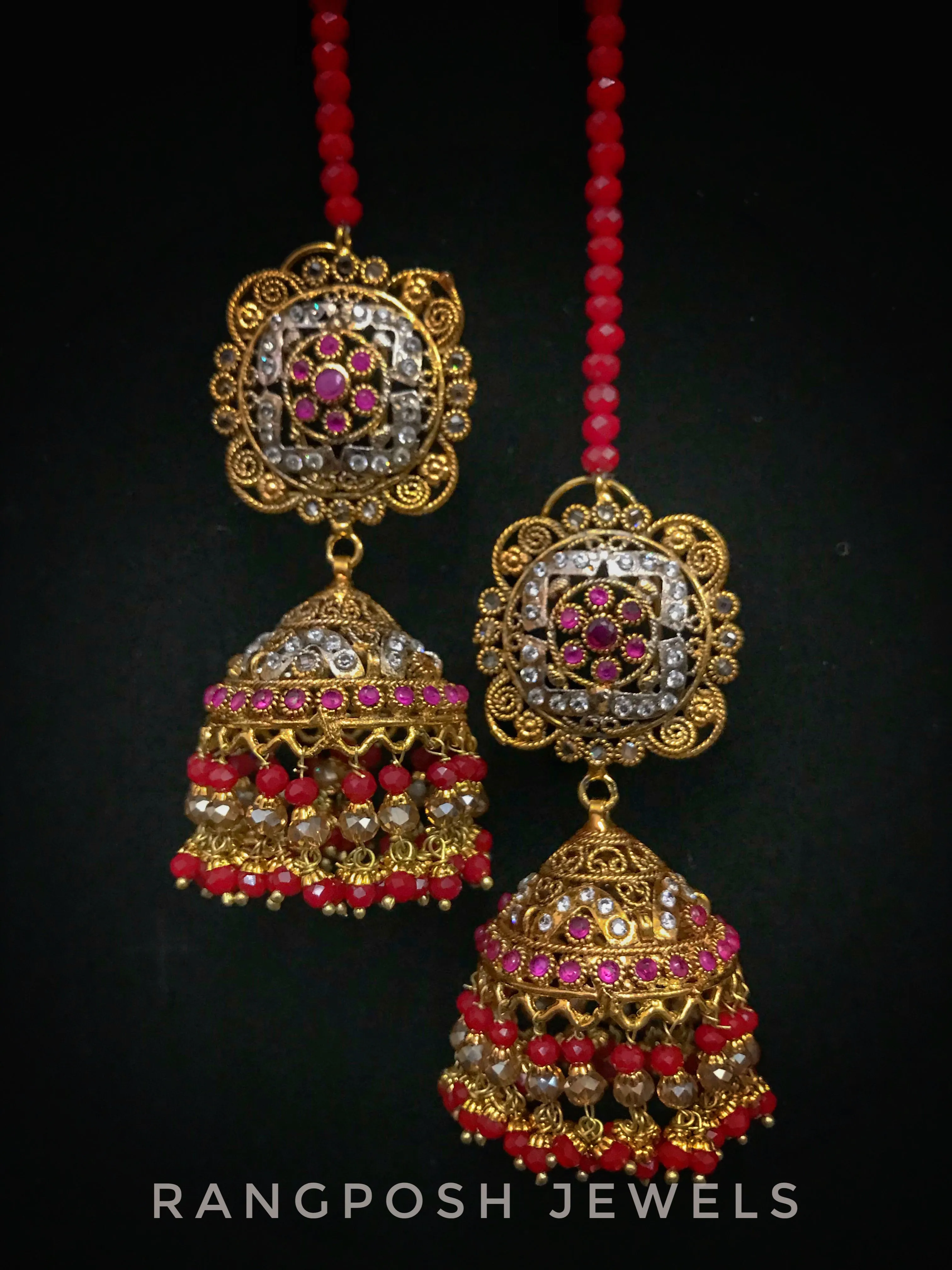 Meeru jhumkay
