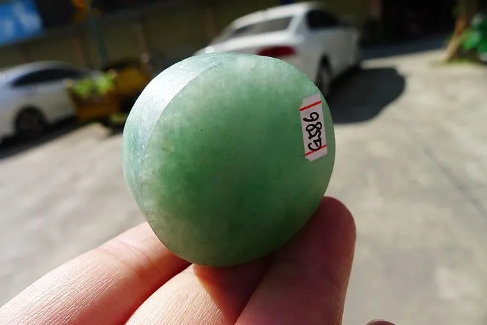 Natural Jade Rough Jadeite Raw (50g,3.7X3.7X1.35cm)