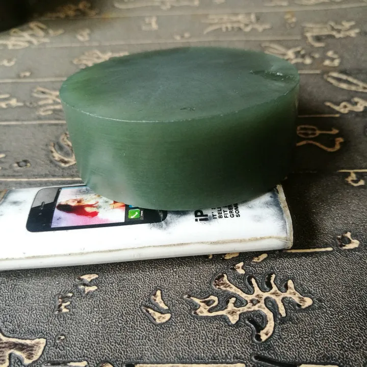 Natural Kunlun Jade Rough Nephrite Raw (168g, 5.9X5.9X2.1cm)