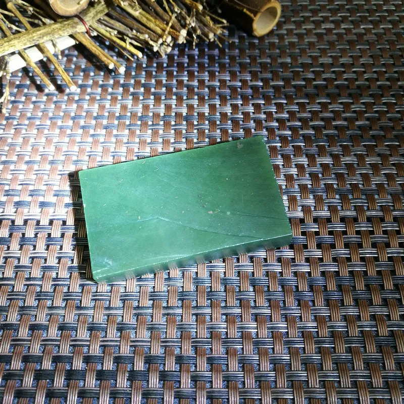 Natural Kunlun Jade Rough Nephrite Raw (48g,5.7X3.5X0.8cm)