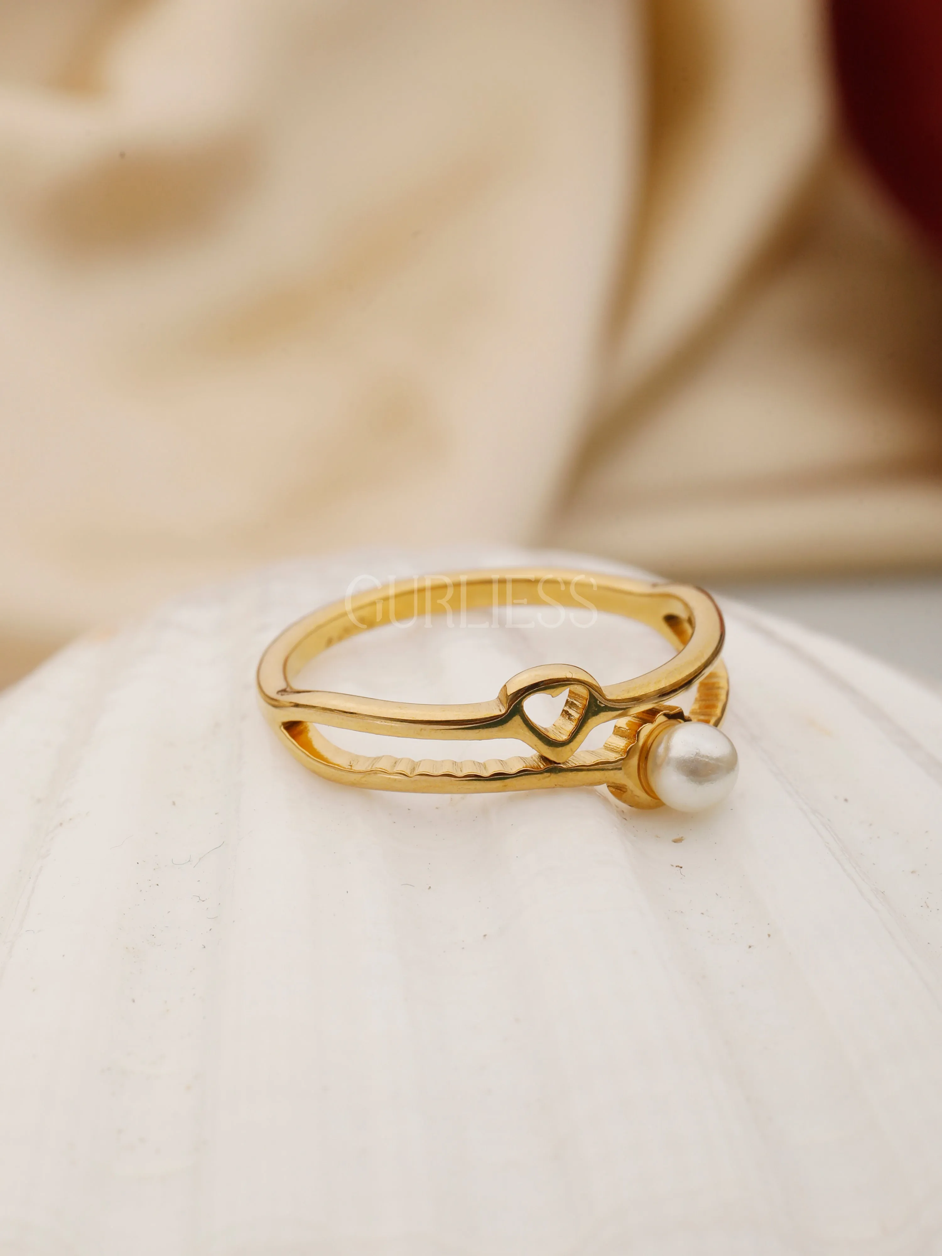 Precious Pearls Rings