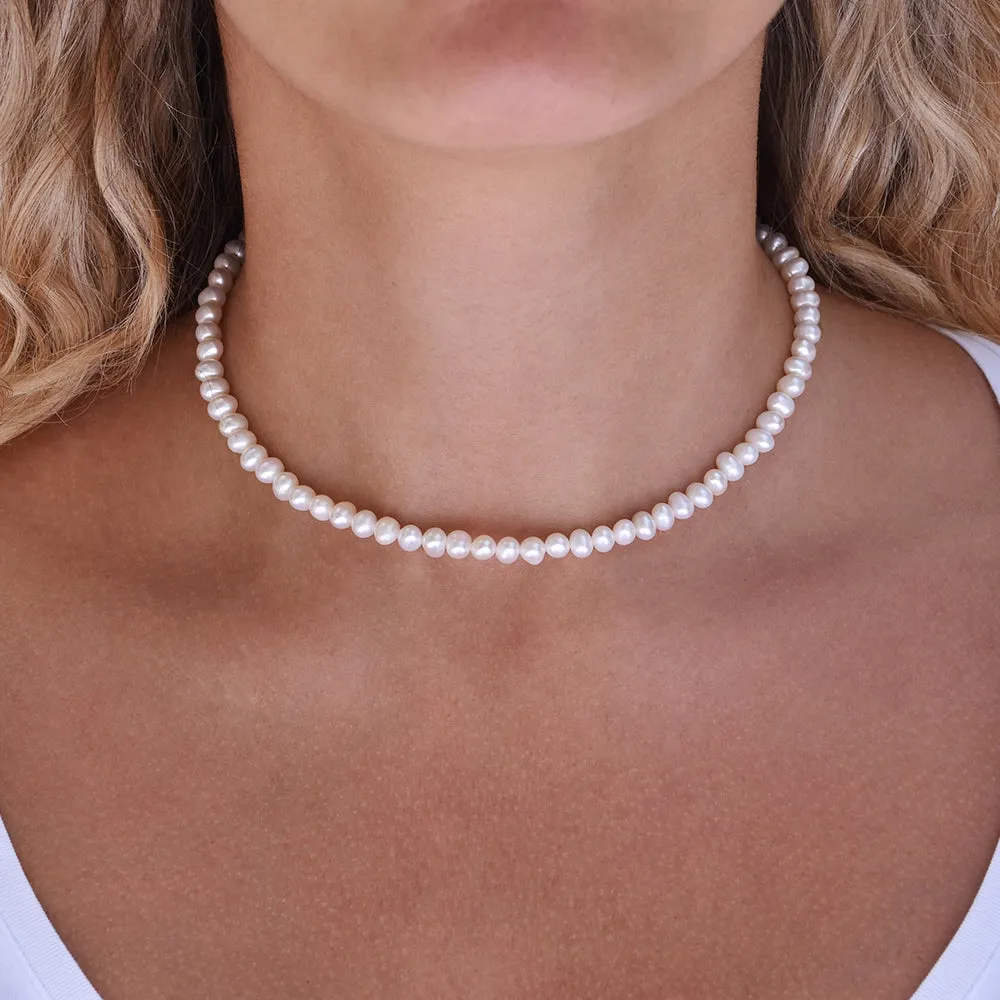 Women's Pearl Necklace